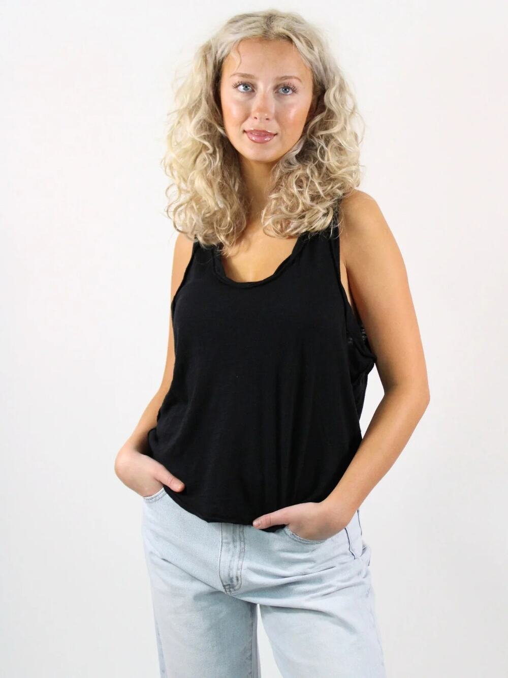 We the Free People Women's XS Black Easy Relaxed Fit Scoop Neck Tank Top A12-6